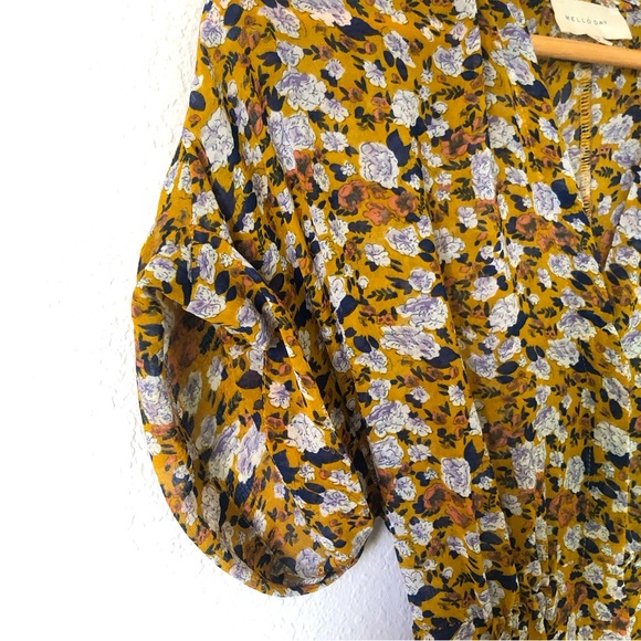 MELLÓDAY Sheer Golden Yellow with White Blooms Print MIDI Dress – XS - Picture 10 of 16